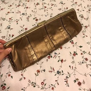 Cooper/Bronze clutch.